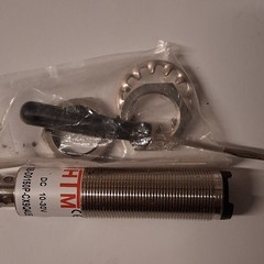 HTM Electronics Industries M18 Photoelectric Diffuse Sensor PNP DC M18B-D0150P