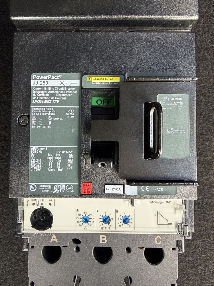 Square D JJA36250U31XYP PowerPact, I-Line, Micrologic 3.2, 250A, 3P, 65kA@600V