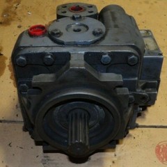 SUNDSTRAND 5000 PSI 33.2 CC/REV AXIAL PISTON PUMP 600 GPM 3800 RPM 20-2029J