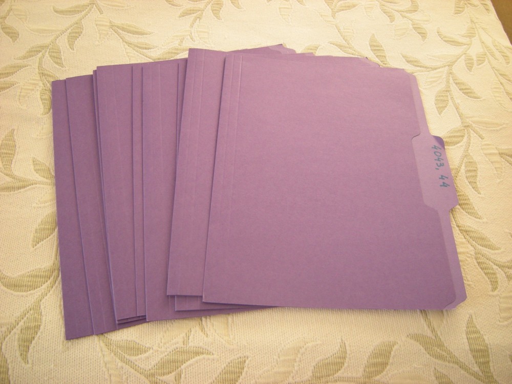 File Folders 10 Pack PURPLE 8.5 x 11 Inch 1/3 Cut gently used