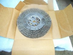 Anderson 01544 6″ 6000 RPM Medium Face 5/8″-1/2″ Crimped Wire Wheel Brush NOS