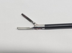 1PCS Laparoscopic Bipolar Grasper Forceps Set 5mmx330mm Surgical Instruments CE