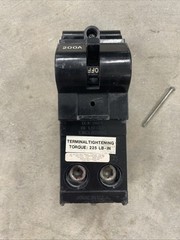 Murray Crouse-Hinds 200 Amp 2 Pole MD-A Main Breaker MD2200 240V 200A Plug On