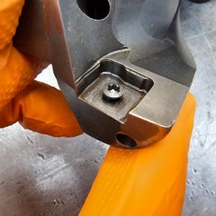 Sandvik 1.85″ 47mm Ø 5.55″ DOC Drill 40mm Shank 880-D4700L40-03 3xD