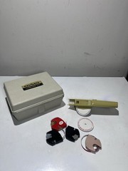 DYMO Mark VI M-6 Tape Writer Label Maker w/Storage Case 2 Wheels + 4 Tapes Vtg