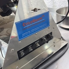 Analtech Cyclograph Centrifugal Chromatography system