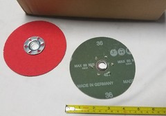 Box of 100pcs Partsmaster, P12050A1 Disc, Red 5, 36 Grit, SKBAWA-B005