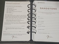 Franklin Covey Planner Sandstone Leather Green 7 Ring Full Zip 7 Habits 10×8″
