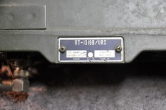 Magnavox AM-7176A/VRC-83 Amplifier w/ Magnavox RT-1319B/URC PRC-113 Radio