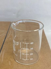 (8) AVANTOR VWR 50mL Graduated Low Form Griffin Beakers Dual Scale 10754-946