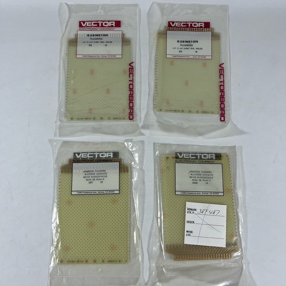 4 NOS Vector Vectorbord 838WE1GN Plugbord 6.5″ x 4.5″ / 0.062″ Holes Plugboards