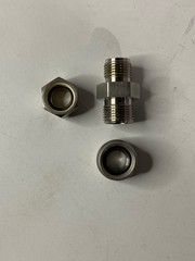 ONE (1) SWAGELOK Stainless Steel Ultra-Torr Vacuum Fitting SS-6-UT-6-600 3/8″