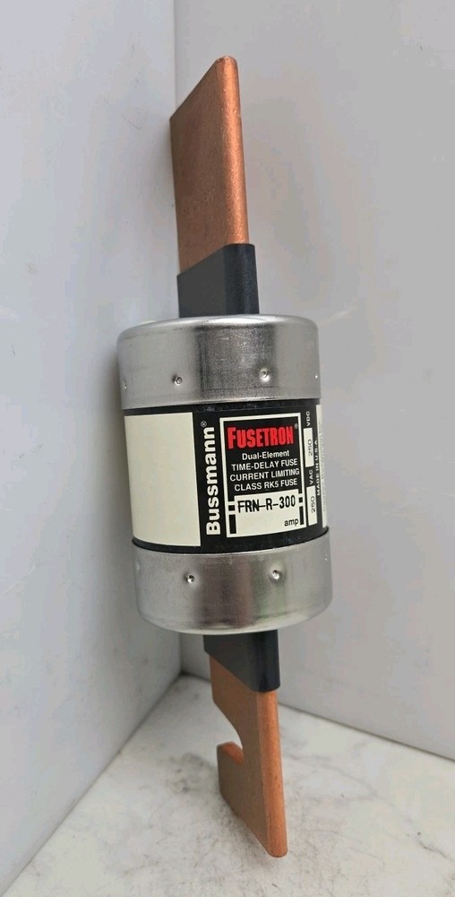 Bussmann FRN-R-300 Fusetron Dual Element Time-Delay Fuse Class RK5 250V 300A New