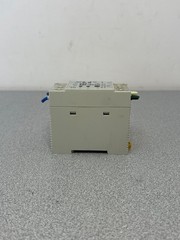 Omron S82K-00705 Output 5VDC 1.5A Input 100-240VAC 0.25A Switching Power Supply