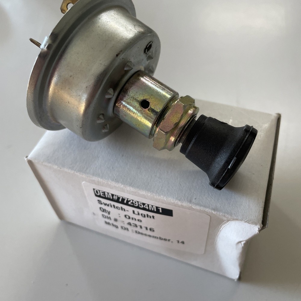 Massey Ferguson Tractor Light Switch 772954M1