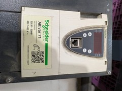 Schneider ATV71HD22N4 Altivar 71 22kW 30HP 380/480V VFD AC Drive Industrial OEM