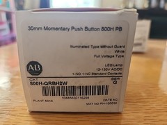 Allen Bradley 800H-QRBH2W 30mm Momentary Push Button White