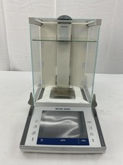 Mettler Toledo XP504 Analytical Balance System X504T Excellence Plus Scale.
