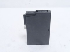 245807 New-No Box; Siemens 6ES7-132-4BD02-0AAO I/O Module; 24VDC; 1/2A