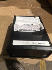 QUANTA NE-Q9000 AVR1 4-Digit Digital Panel Meter 120 VAC 5 Watt 0-10 VDC Newport