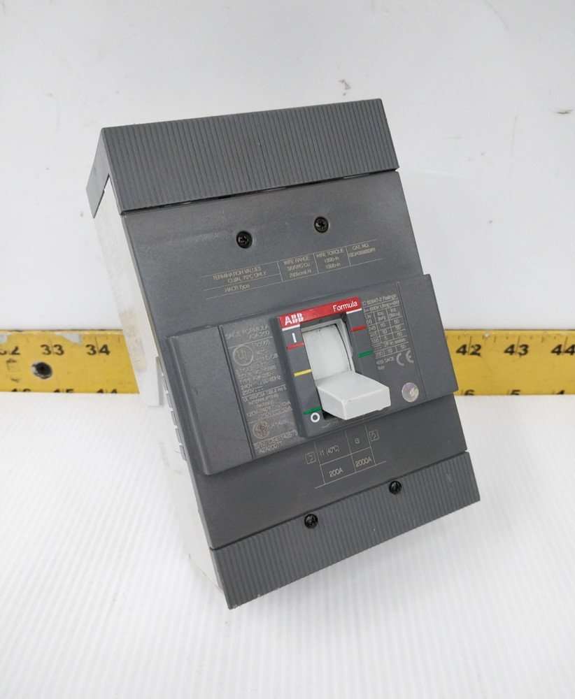 ABB 200 Amp Circuit Breaker 240 VAC / 250 VDC 3 Pole A2A200TT