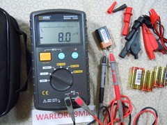 AEMC MODEL 1026 MEGOHMETER WITH ACCESSORIES + CASE-0208294.