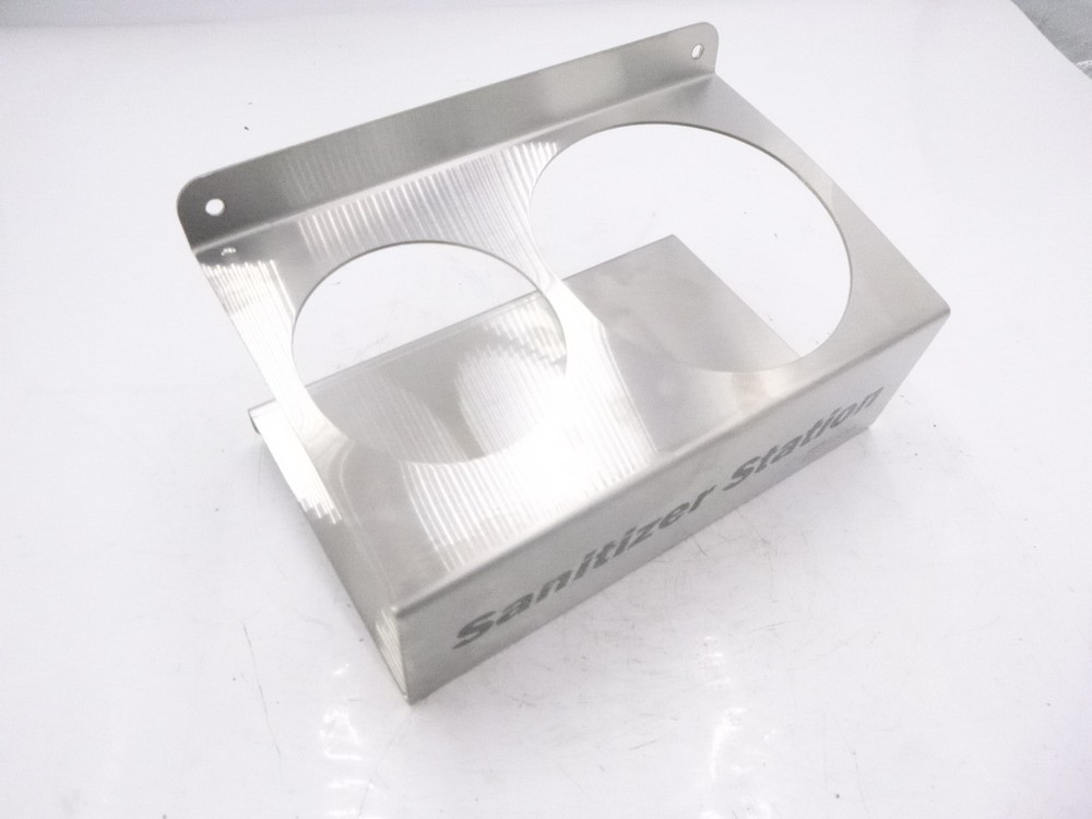 Best Sanitizers 6-13/32″H X 9-3/4″W X 6-13/64″ D Wall Mount USP10256 316SS