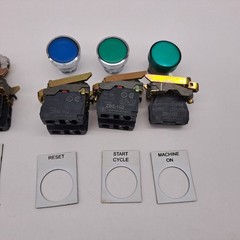 Schneider ZBV-G3, ZBE-102, ZBE-101 Monetary, E Stop, Turn, Indicator Lot of 6