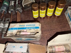LOT OFOVER 100 NOS FUSES FUSETRON BUSSMANN GOULD SHAWMUTT BULLET ETC. S1