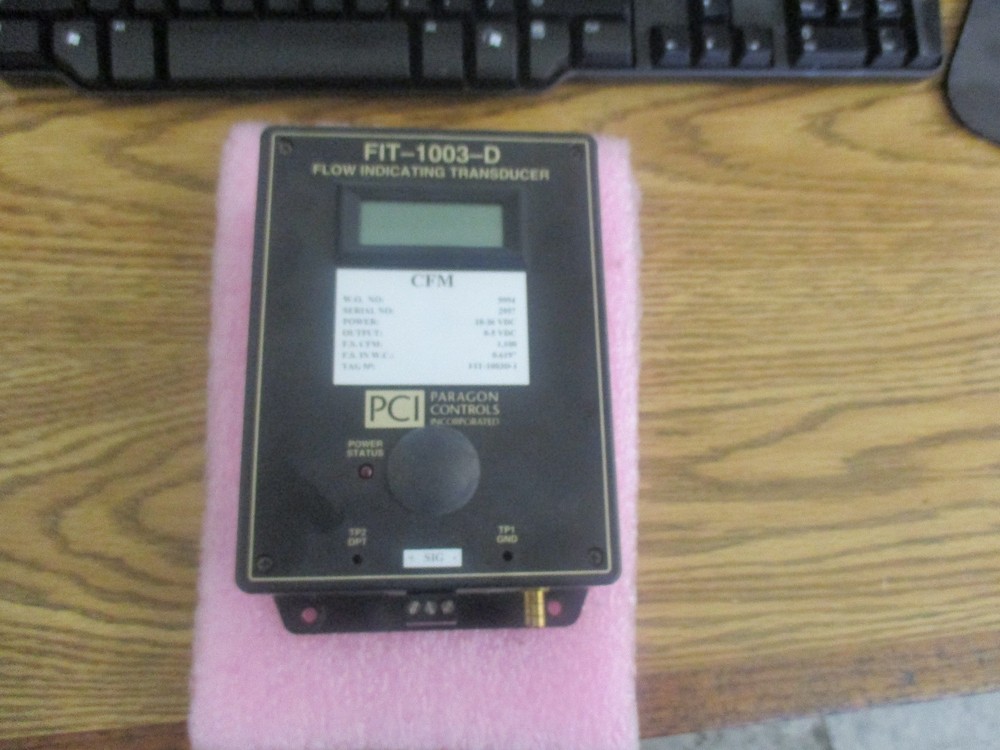 Paragon Controls Model: FIT-1003-D Flow Indicating Tranducer . Good Used Stock