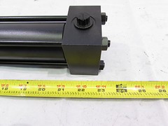 PARKER 40 CJJHMIRL14MC 400.0 HYDRAULIC CYLINDER 3000PSI 40mm BORE 400mm STROKE