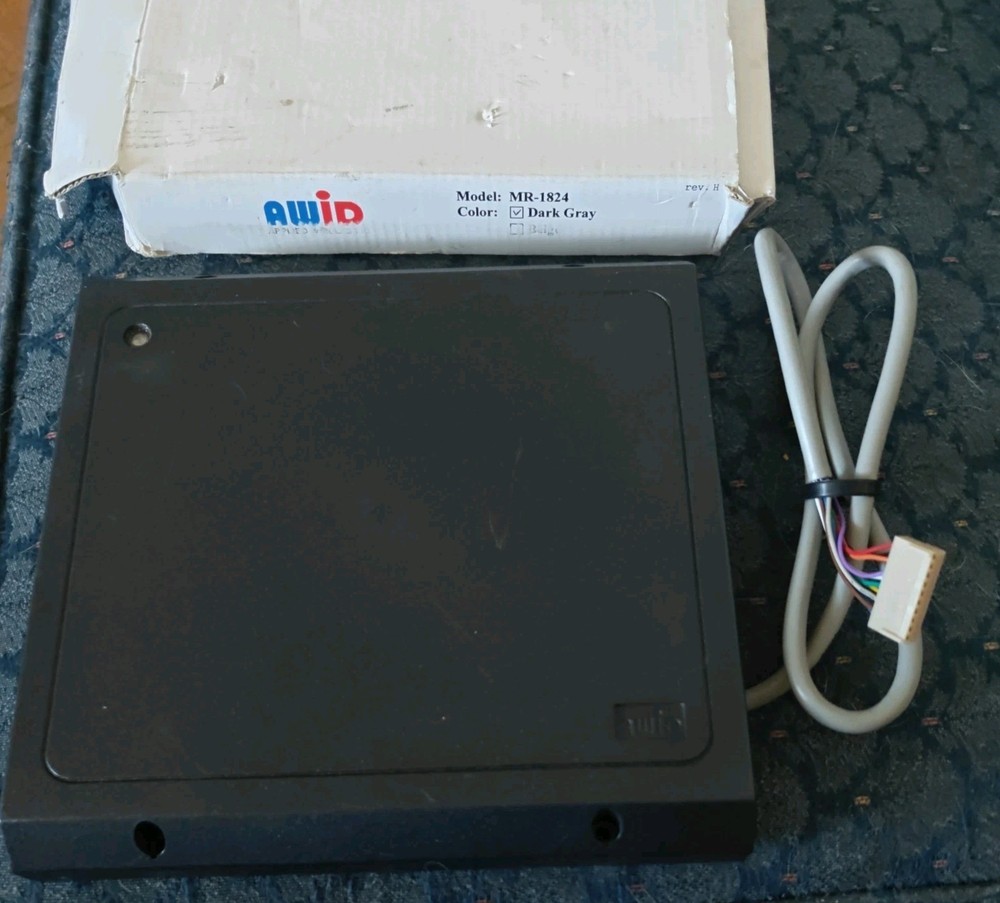 AWID MR-1824 Medium Range Proximity Reader, MR-1824HILO-O-G-MP New OB