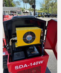 SDA-140W Ride-on Wheeled Mini Skid Steer Loader RATO Gas Engine 0.8Ton Seat-Type