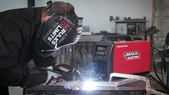 Versatile Welding Headgear for Various Welding Processes with ANSI Certification
