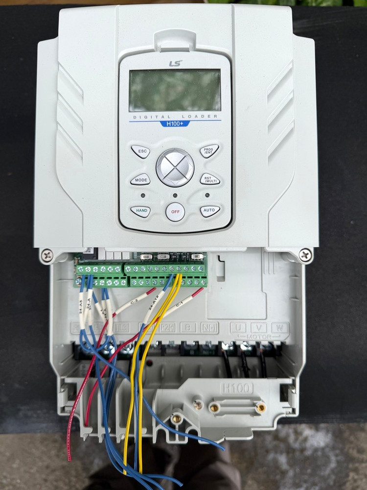LS Electric LSLV185H100-4COFN {PLUS} IE2, 380-480V, 38.0A, 25HP, IP20 *WARRANTY*