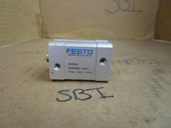 Festo Compact Cylinder ADN-16-10-I-P-A ADN1610IPA 145 PSI Used
