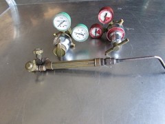 Uniweld USA J Welding Brazing Torch Handle Tip Regulators Gauges untested/ parts