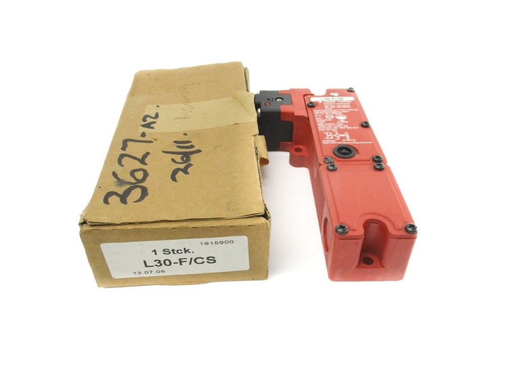 LEUZE L30-F/CS 24VDC 8A NSMP