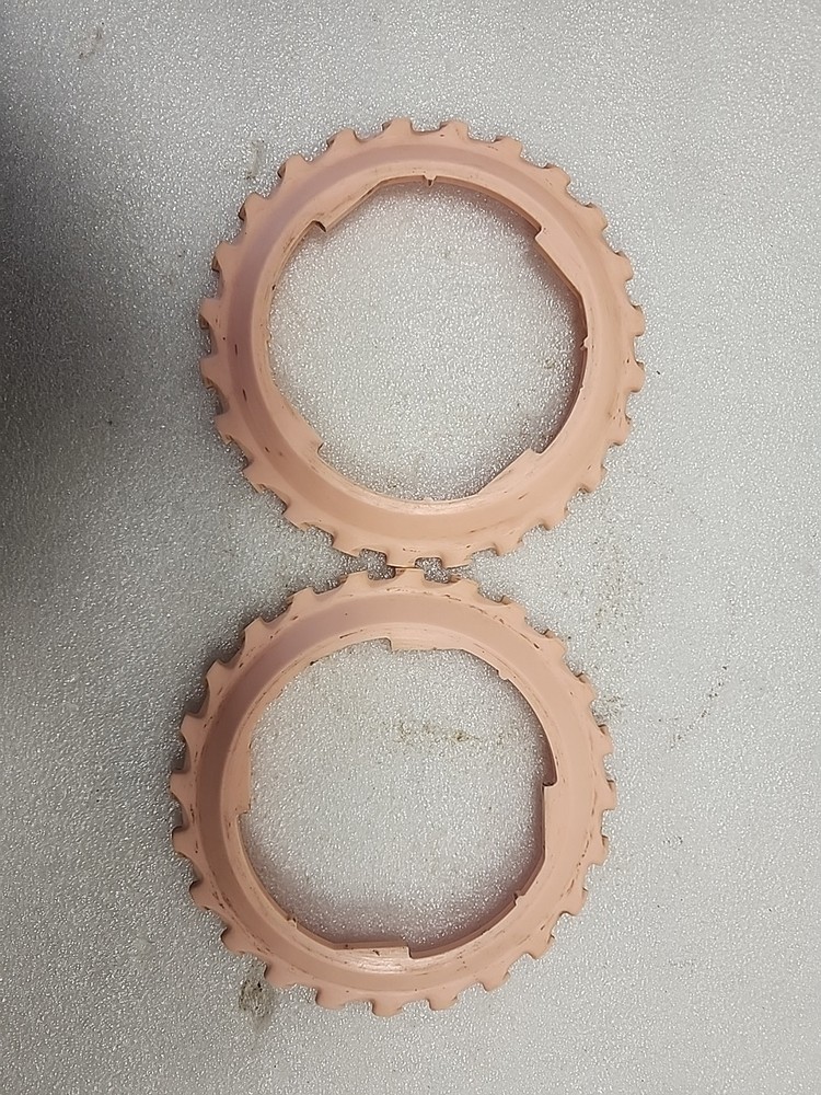 Lustran B9-24X Flat Corn Seed 1 Pair Of Plates Used