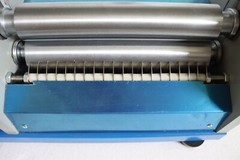 USED-Auto Gluing Coating Machine Paper Leather Make White Latex Office Art