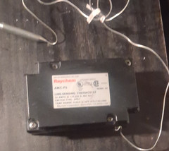 Raychem AMC-F5 Line-Sensing Thermostat NEMA 4X Non-Programmable Adjustable
