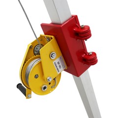Confined Space Tripod Kit Emergency Rescue Aluminium Alloy 1200 Pounds 20 Meters