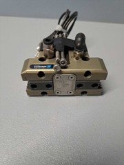 371399 – SCHUNK – 371399 / Universal Gripper Used