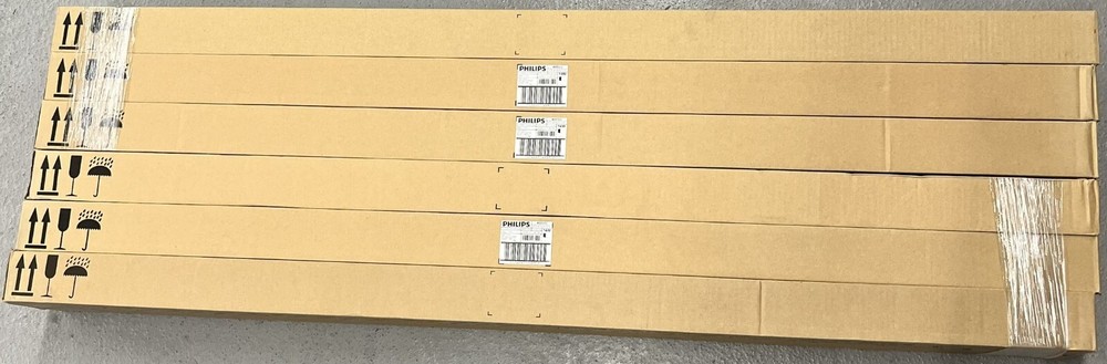 Philips 468322 14 Watts T8 LED Cool White 4000K (10-Pack) Sealed Boxes | NEW