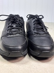 SKECHERS Nampa WIDE SR Work Shoes Relaxed Fit MENS 13 Wide Triple Black 77156W