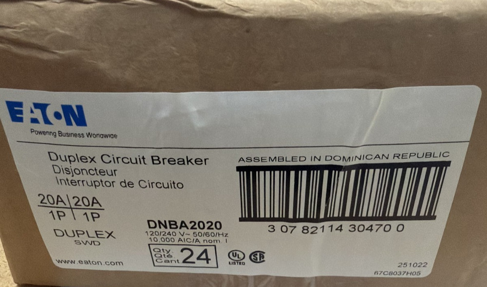 24 PCS Eaton DNBA2020 – Double 20Amp/1Pole – Duplex Circuit Breaker