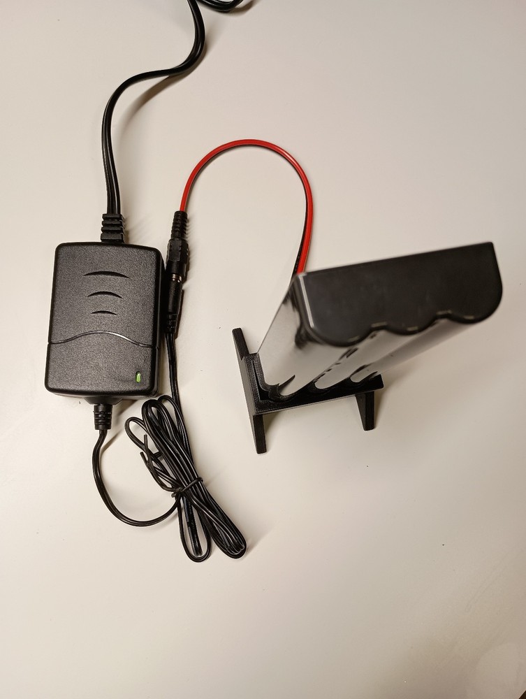 Battery Charger (Delta V: overcharge safe) for FLUKE BP7217 / BP7235 NO BATTERY