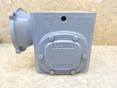 BOSTON GEAR 15:1 Ratio F72615B76 Speed Reducer 1150 In Lbs 140 TC