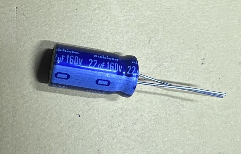 NEW Nichicon 160V 22uf Capacitor Qt.10