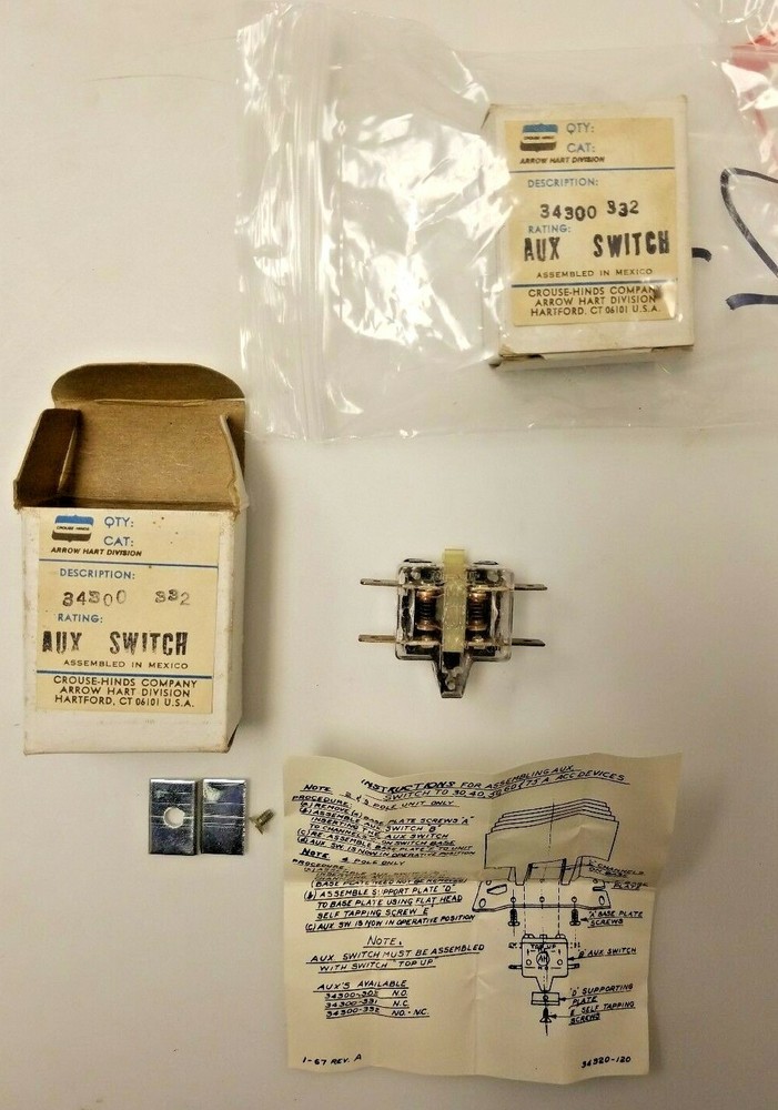 Crouse Hinds Aux Switch 34300 332 (2pk) New in Box